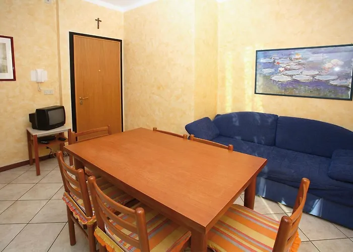 Pia Del Faro 비비오네